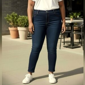 Lane Bryant Skinny Blue Jeans Short Style With Pockets for Women Size 26